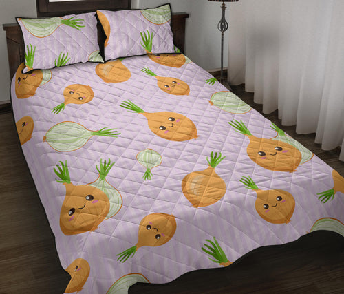 cute onions smiling faces purple background Quilt Bed Set