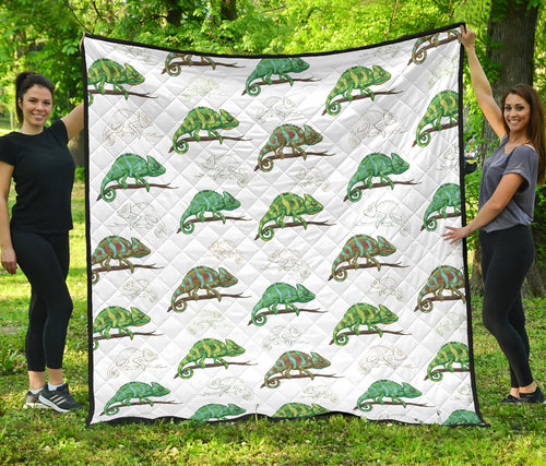 Chameleon Lizard Pattern Premium Quilt