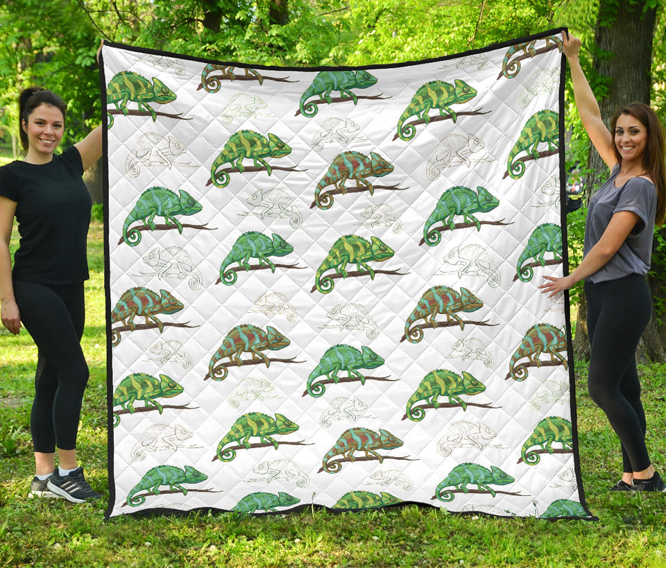 Chameleon Lizard Pattern Premium Quilt