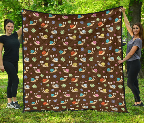 Snail Pattern Print Design 03 Premium Quilt