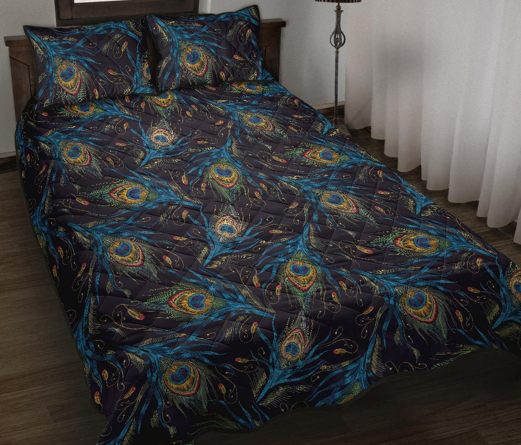 Beautiful peacock feather pattern Quilt Bed Set