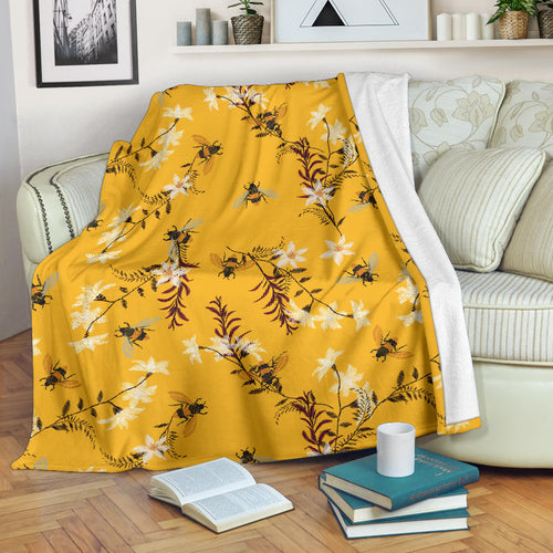Bee Flower Pattern Premium Blanket