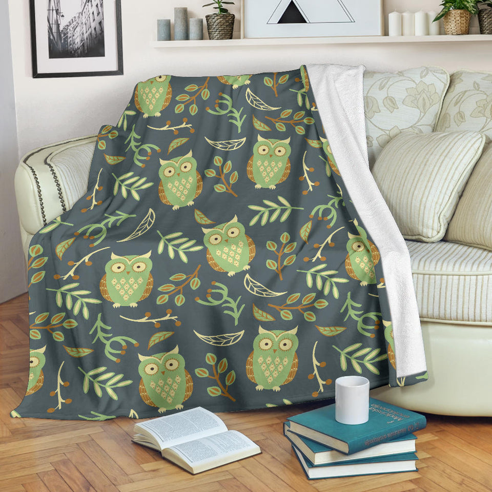 Cute Owls Leaves Pattern Premium Blanket