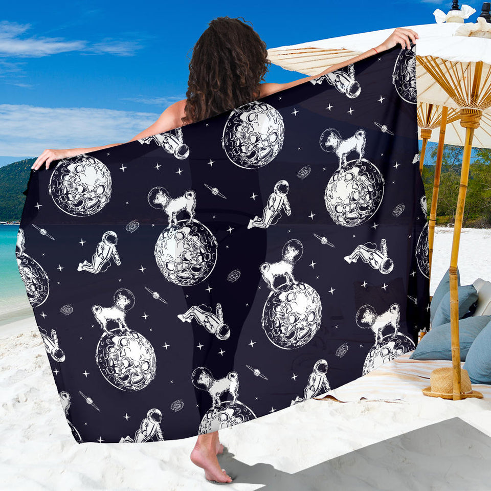 Chihuahua Space Helmet. Astronaut Pattern Sarong