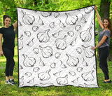 Garlic Pattern Black White Premium Quilt