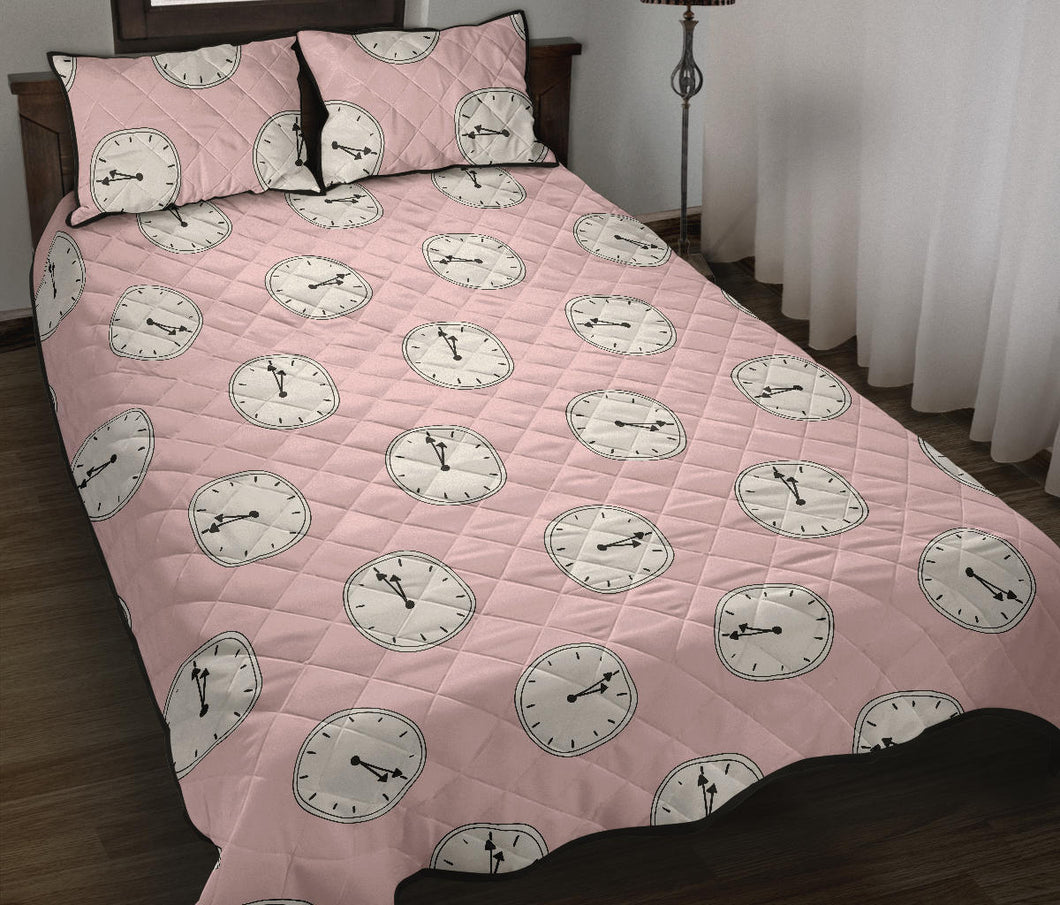Clock pattern pink blackground Quilt Bed Set