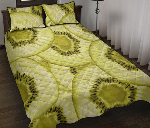 Sliced kiwi pattern Quilt Bed Set