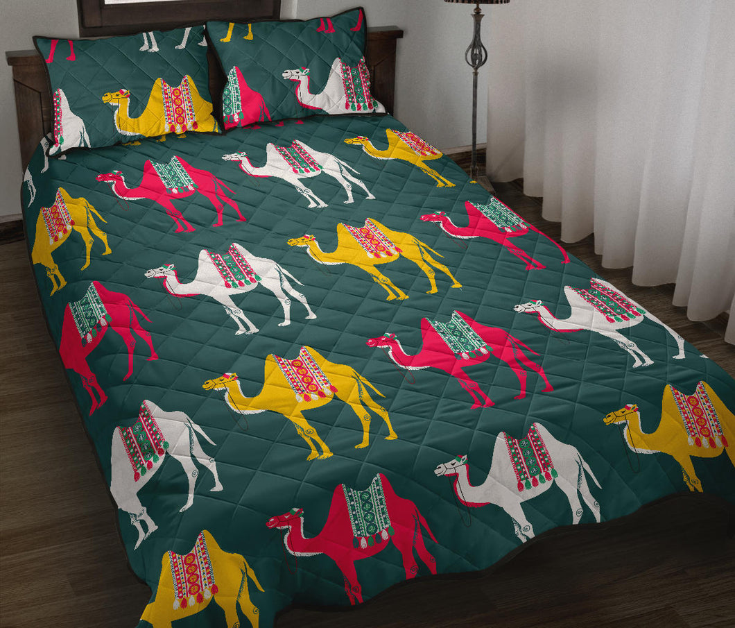 Camel pattern Quilt Bed Set