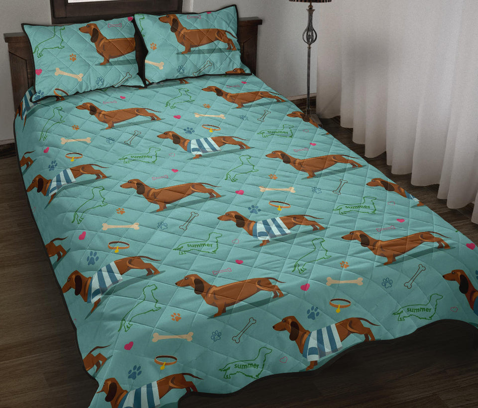 Dachshund decorative background Quilt Bed Set