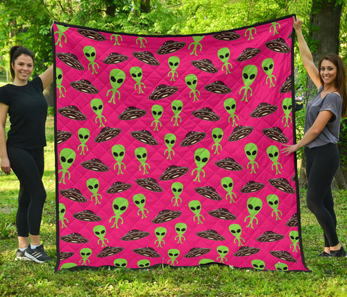 Alien Pattern Print Design 03 Premium Quilt