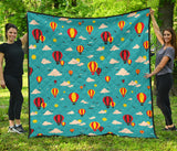Hot Air Balloon Sky Pattern Premium Quilt