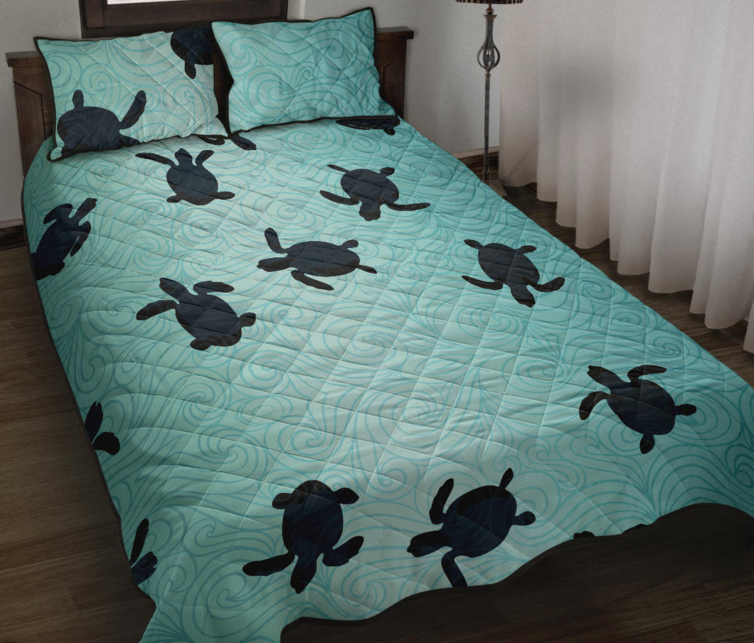 Sea turtle with blue ocean backgroud Quilt Bed Set