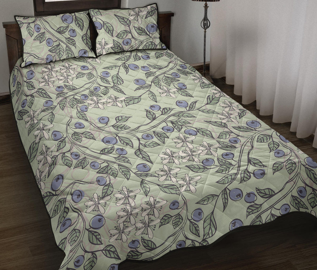 hand drawn blueberry pattern Quilt Bed Set