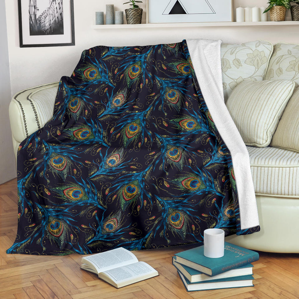 Beautiful Peacock Feather Pattern Premium Blanket