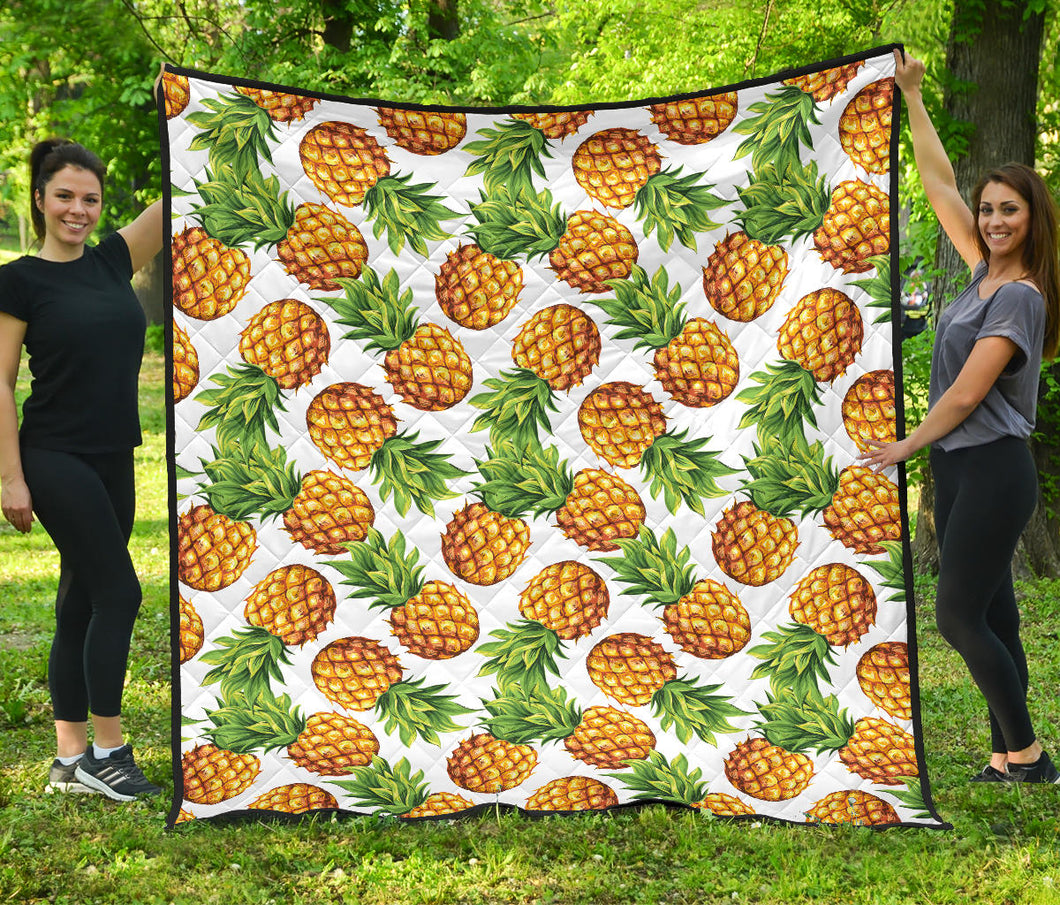 Pineapples Design Pattern Premium Quilt
