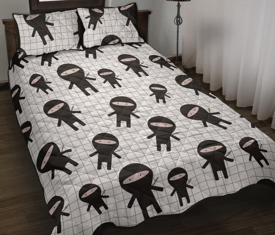 Ninja pattern plaid background Quilt Bed Set