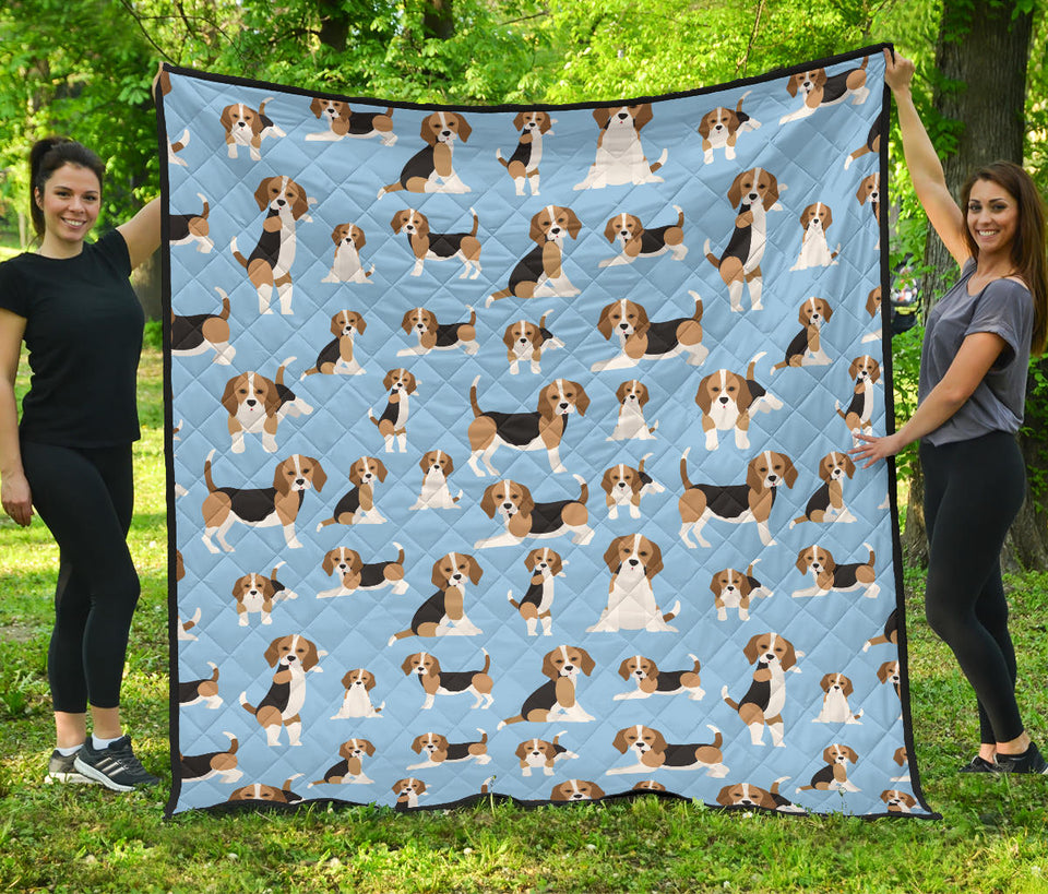 Beagle Dog Blue Background Pattern Premium Quilt