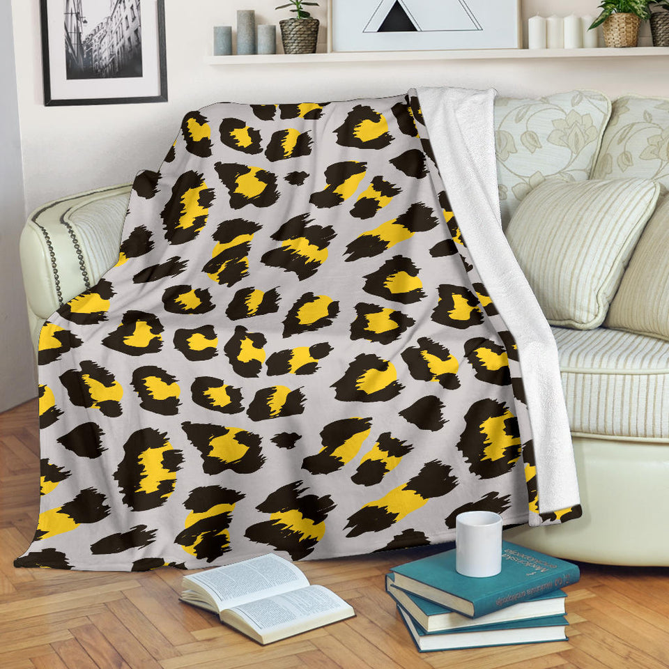 Gray Leopard Print Pattern Premium Blanket