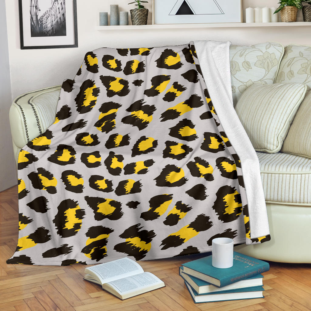 Gray Leopard Print Pattern Premium Blanket