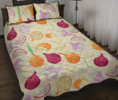 Onion garlic white red pattern Quilt Bed Set