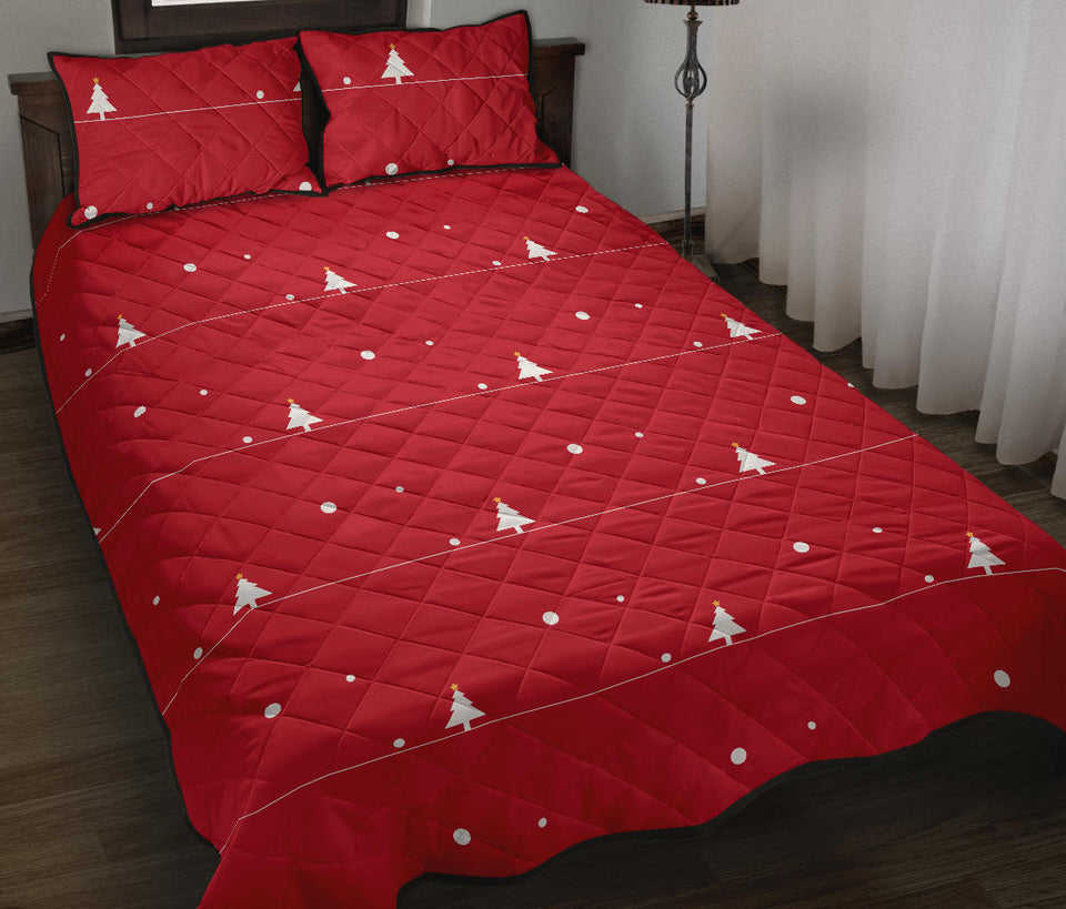Christmas tree star snow red background Quilt Bed Set