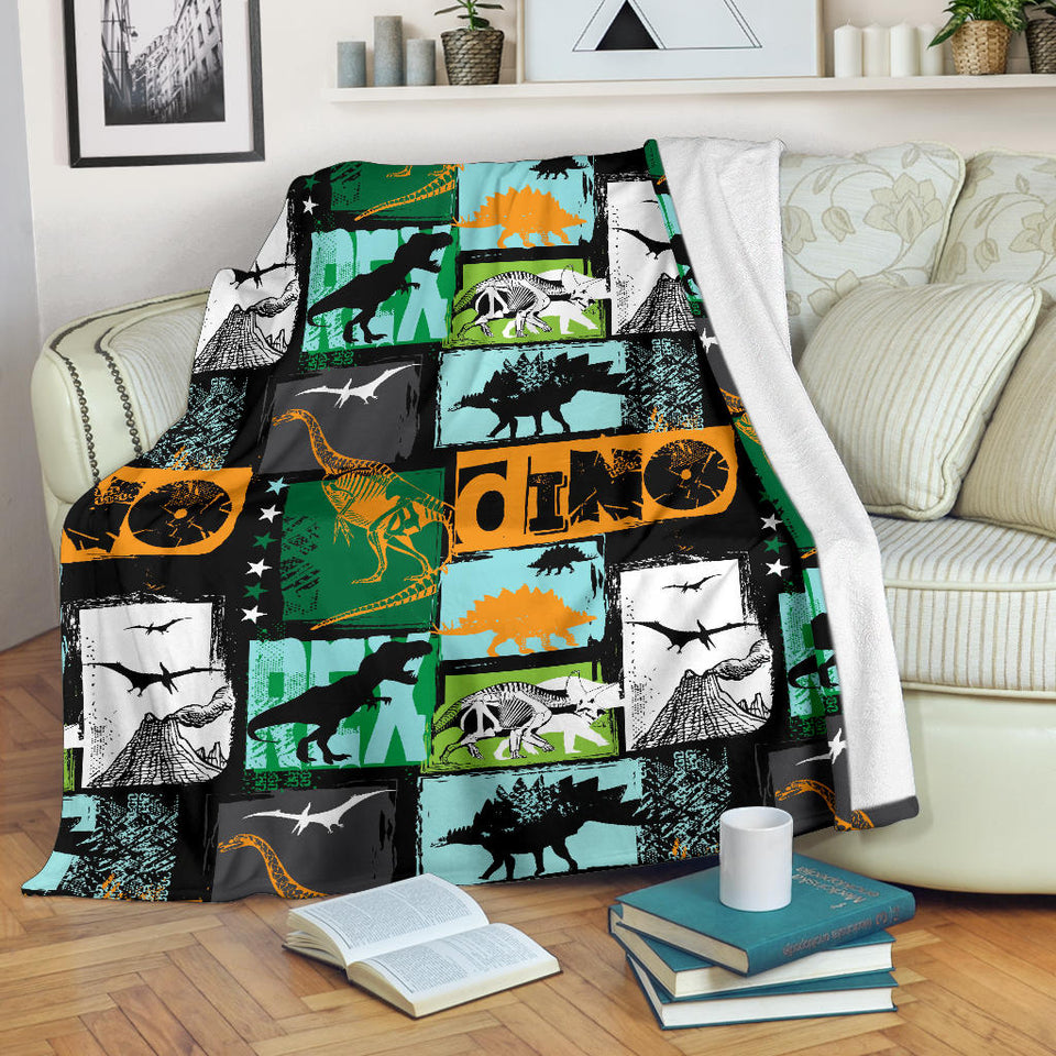 Dinosaurs Print Pattern Premium Blanket