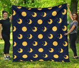 Moon Star Pattern Premium Quilt