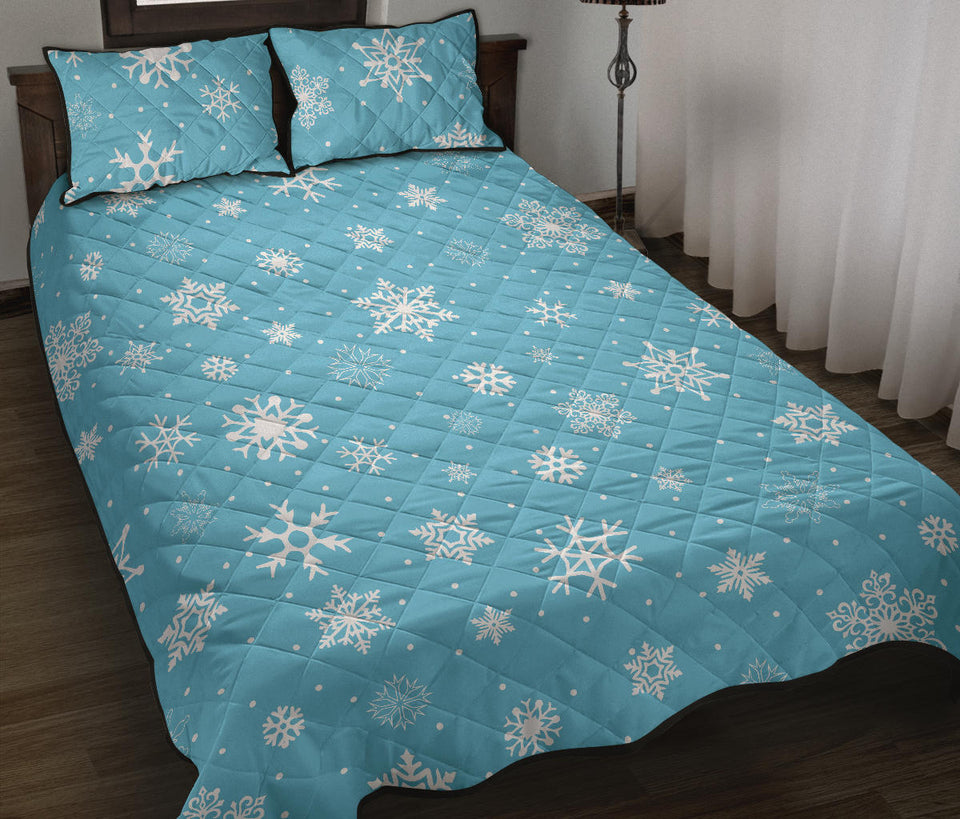 Snowflake pattern blue background Quilt Bed Set