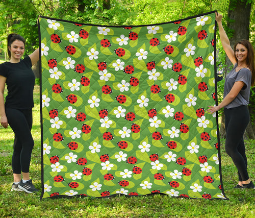 Ladybug Pattern Print Design 01 Premium Quilt