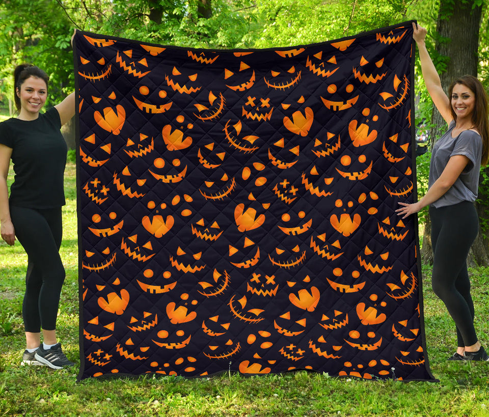 Halloween Pattern Pumpkin Background Premium Quilt