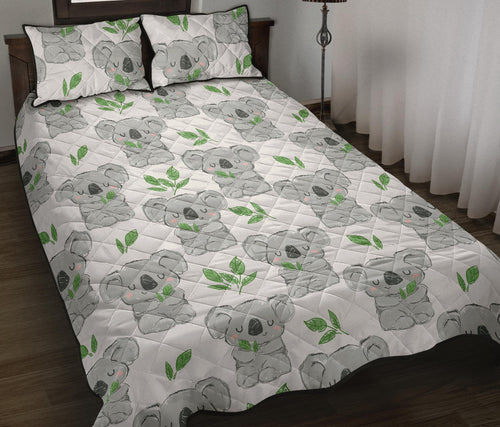 Hand drawn Koala leaves pattern Quilt Bed Set