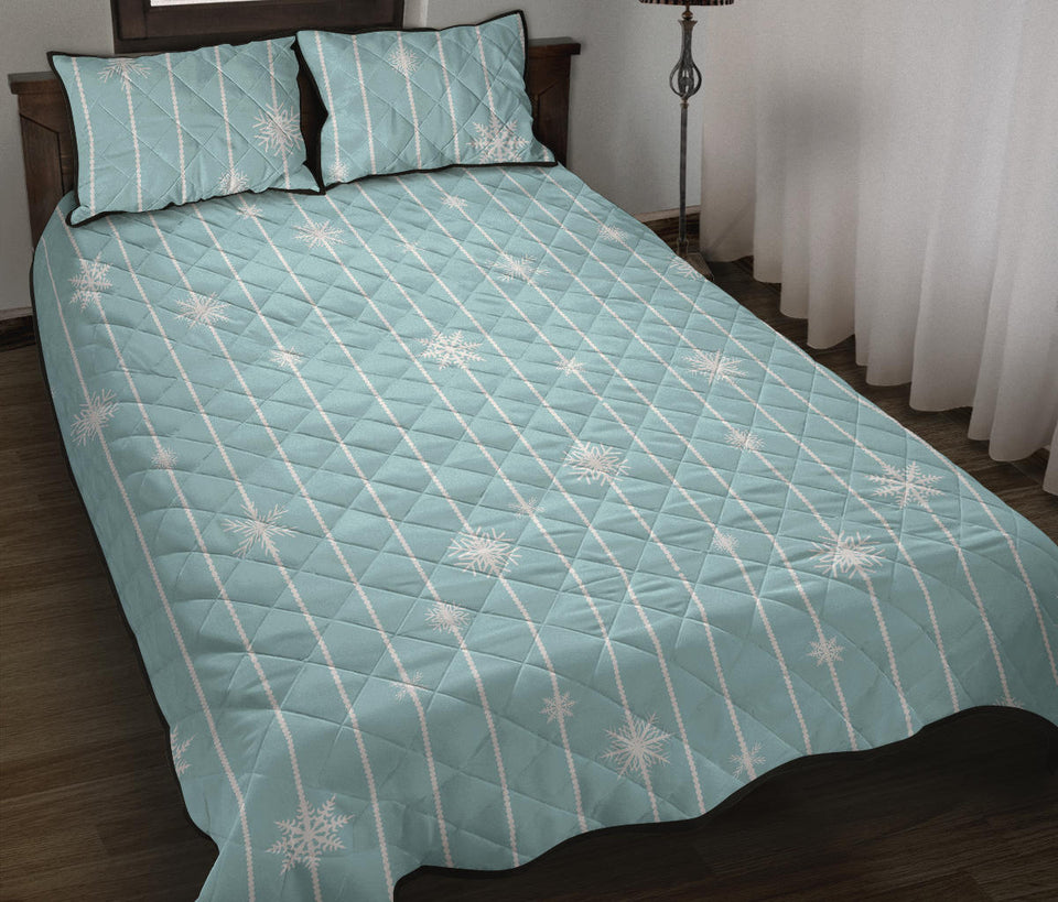 Snowflake pattern blue stripe background Quilt Bed Set