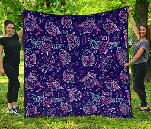 Cute Owls Pattern Boho Style Ornament Premium Quilt