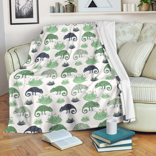 Chameleon Lizard Succulent Plant Pattern Premium Blanket