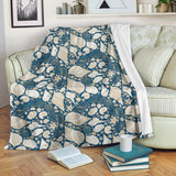 Shell Polynesian Tribal Design Pattern Premium Blanket