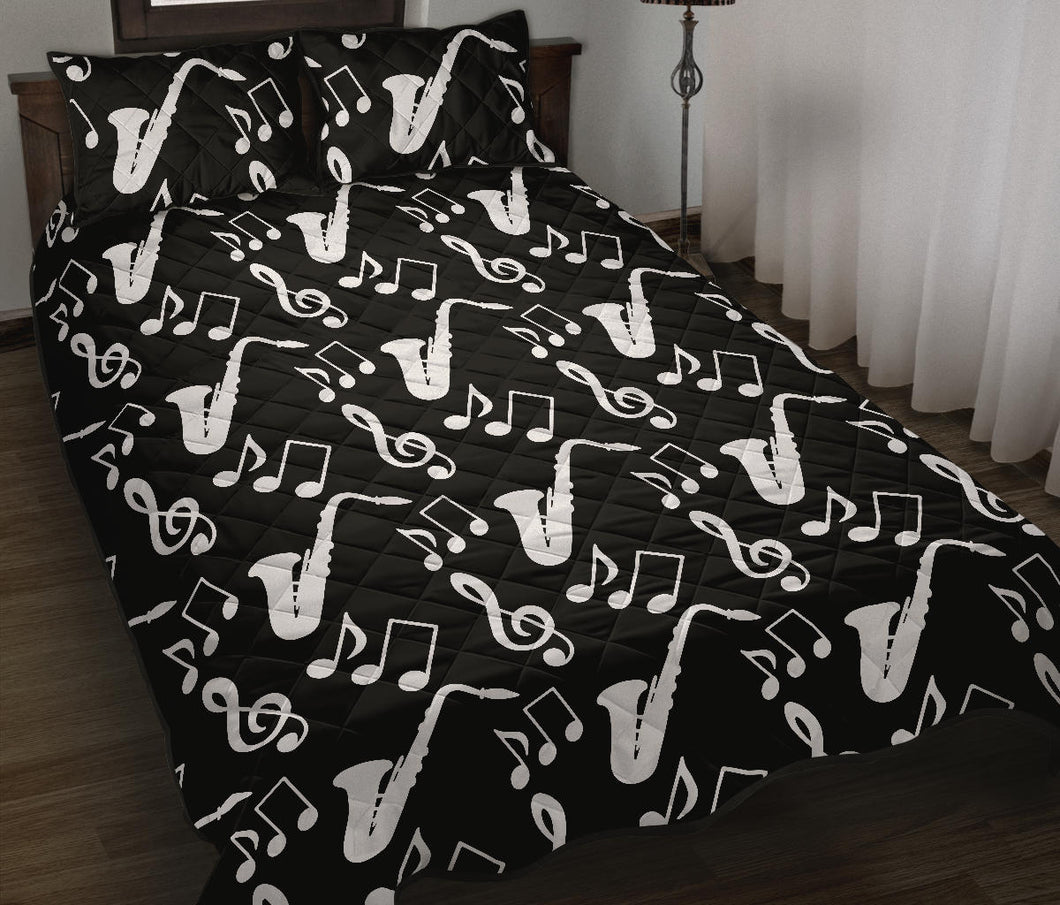 Saxophone music notes treble clef black white theme Quilt Bed Set