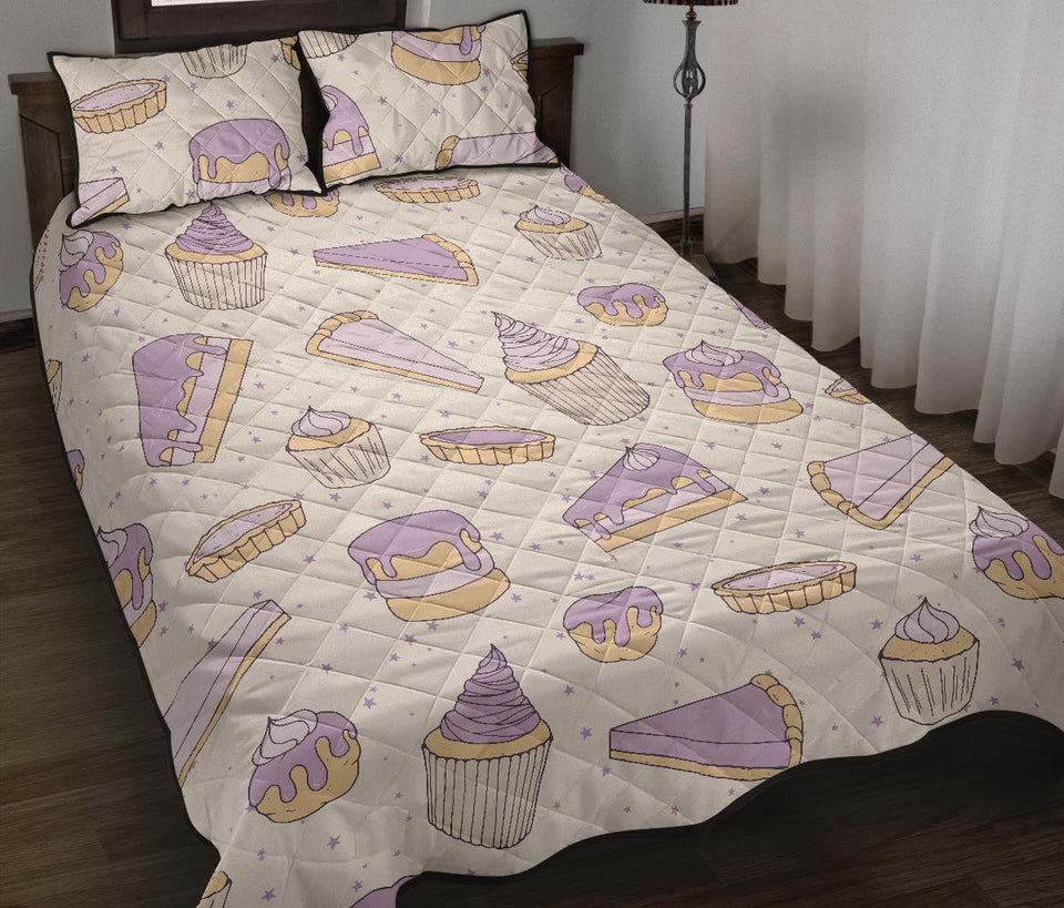 Cakes pies tarts muffins and eclairs purple blueberry topping pattern Quilt Bed Set