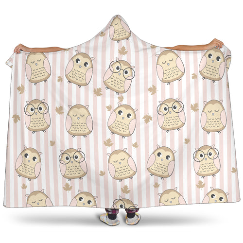 Cute Owl Leaf Hooded Blanket