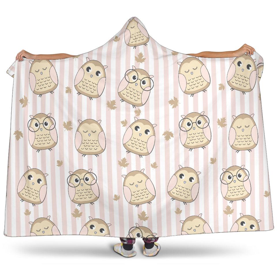 Cute Owl Leaf Hooded Blanket