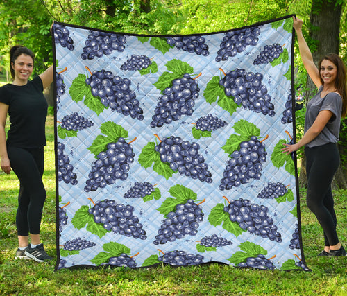Watercolor Grape Pattern Premium Quilt