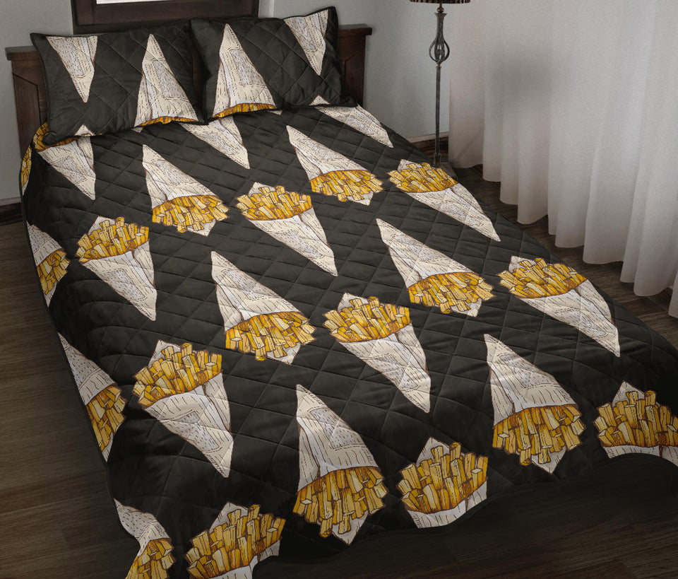 French fries dark background Quilt Bed Set