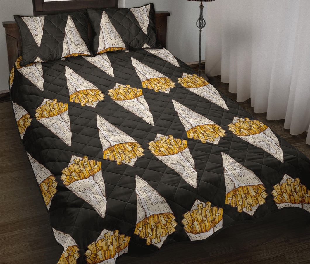 French fries dark background Quilt Bed Set