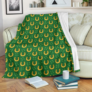 Horseshoes Pattern Print Design 05 Premium Blanket