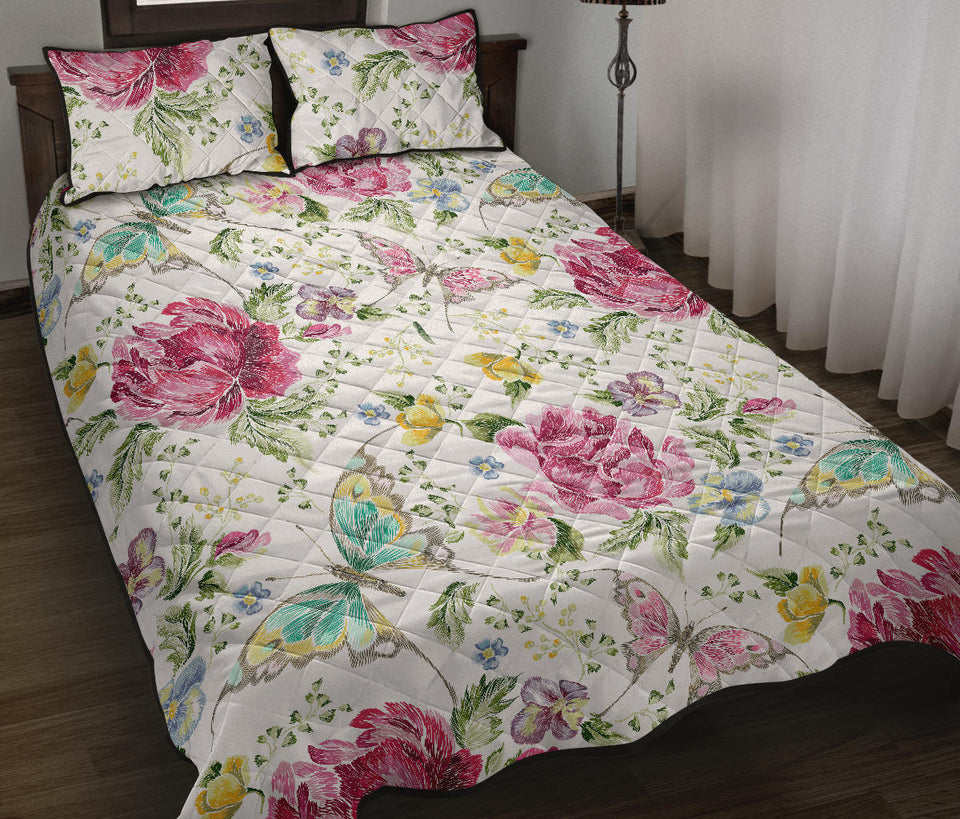 Hand drawn butterfly rose Quilt Bed Set