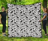 Crow Dark Floral Pattern Premium Quilt