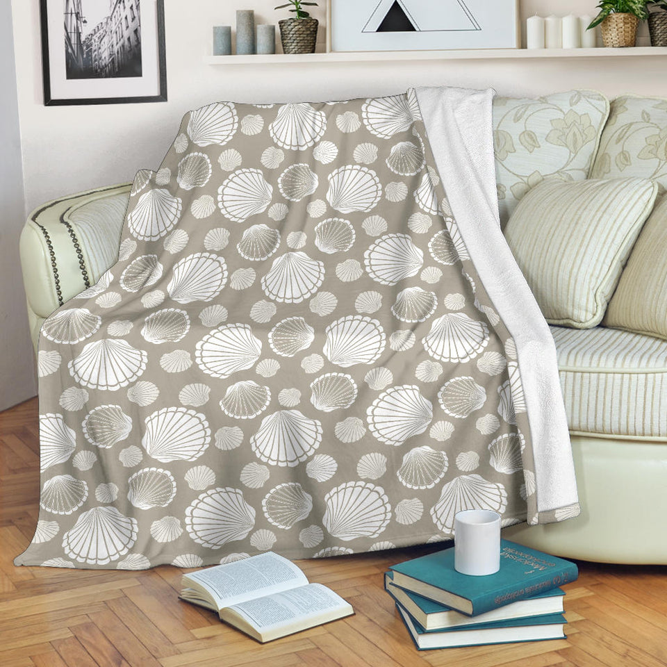 Scallop Shell Pattern Premium Blanket