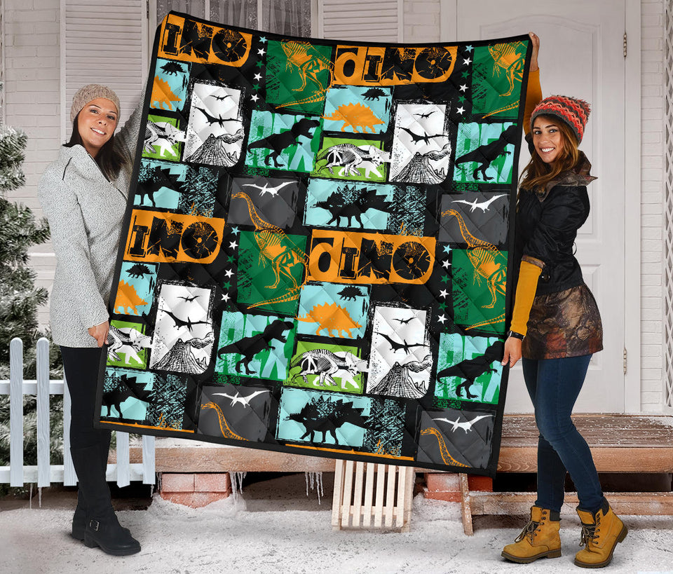 Dinosaurs Print Pattern Premium Quilt