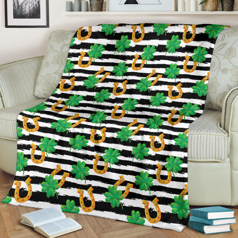 Horseshoes Pattern Print Design 01 Premium Blanket