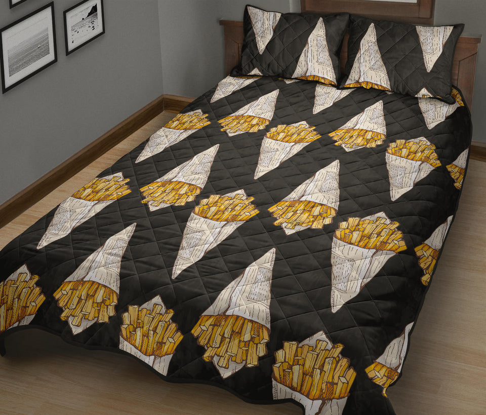 French fries dark background Quilt Bed Set