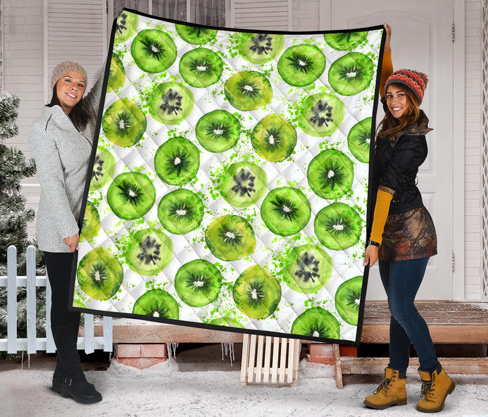 Watercolor Kiwi Pattern Premium Quilt